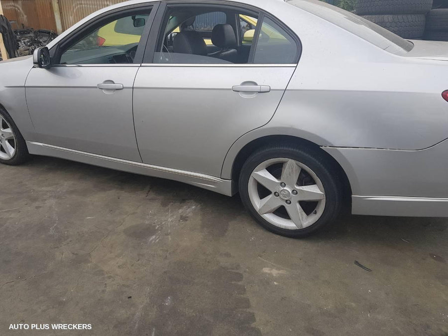 2007 Holden Epica Left Front Door