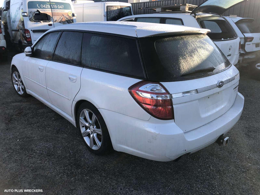 2009 Subaru Liberty Left Front Door