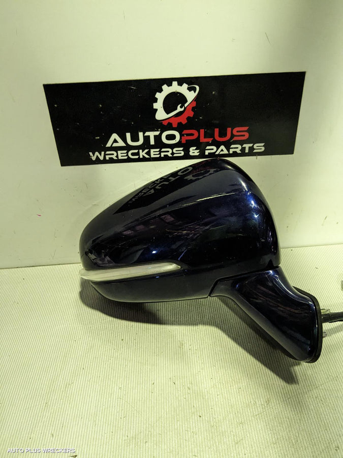 2013-2021 Suzuki S-cross Right Door Mirror