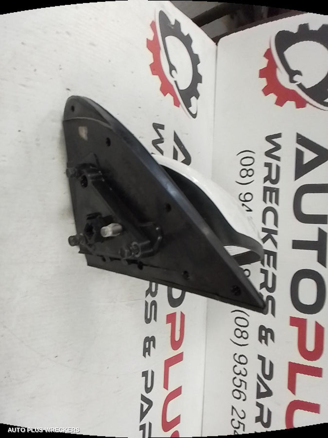 2010-2013 Kia Cerato Right Door Mirror