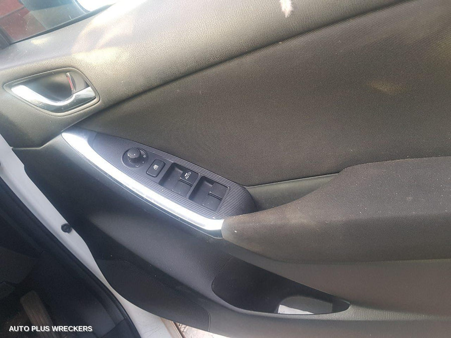 2013 Mazda Cx5 Door Handle