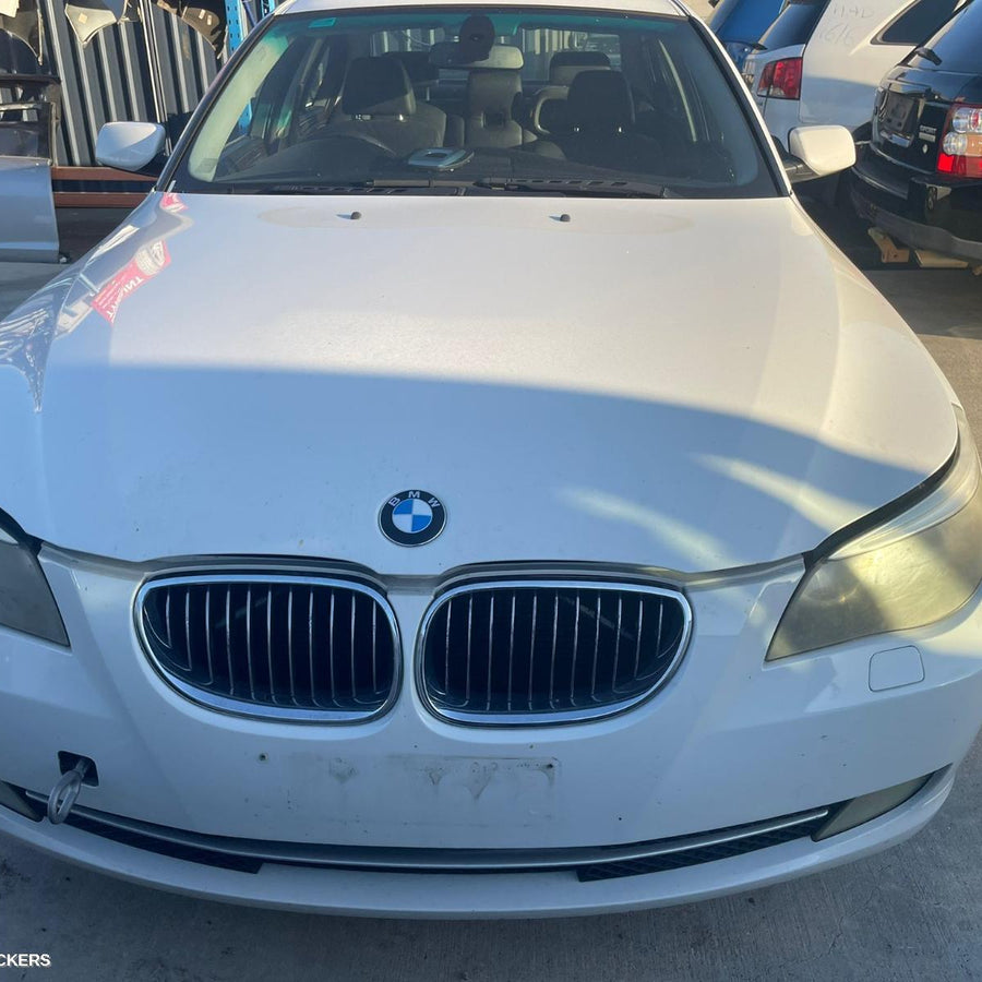 2003-2010 Bmw 5 Series Right Guard