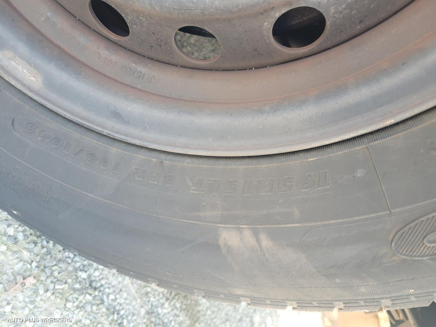 2006 Toyota Hiace Pwr Dr Wind Switch