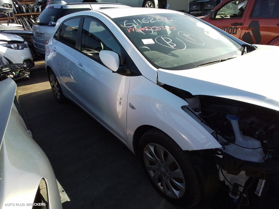 2014 Hyundai I30 Parcel Shelf