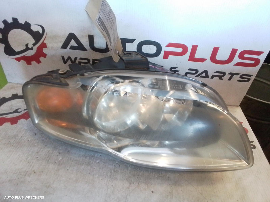 2006 Audi A4 Right Headlamp
