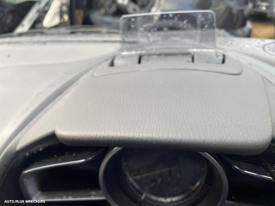 2020 Mazda 2 Antenna