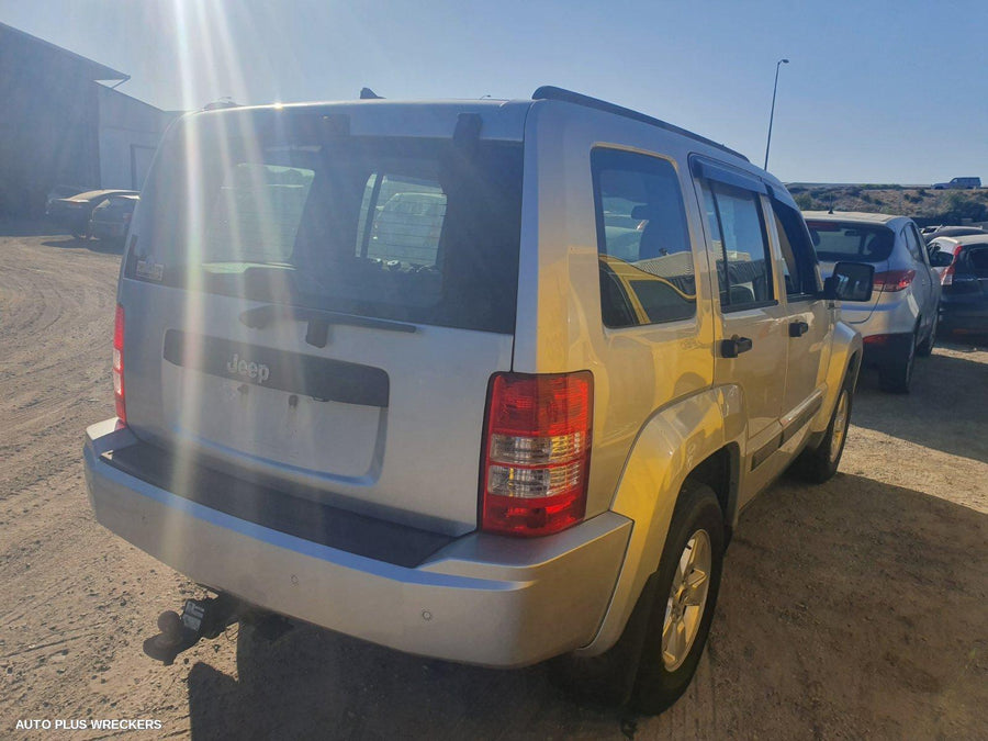 2012 Jeep Cherokee Right Rear Door Sliding