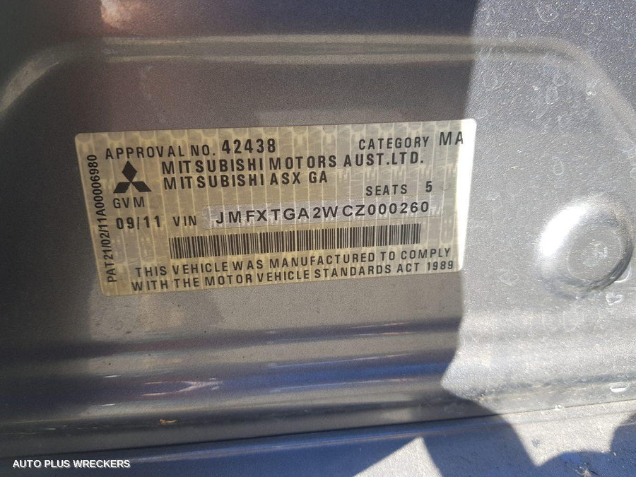 2011 MITSUBISHI ASX DOOR HANDLE