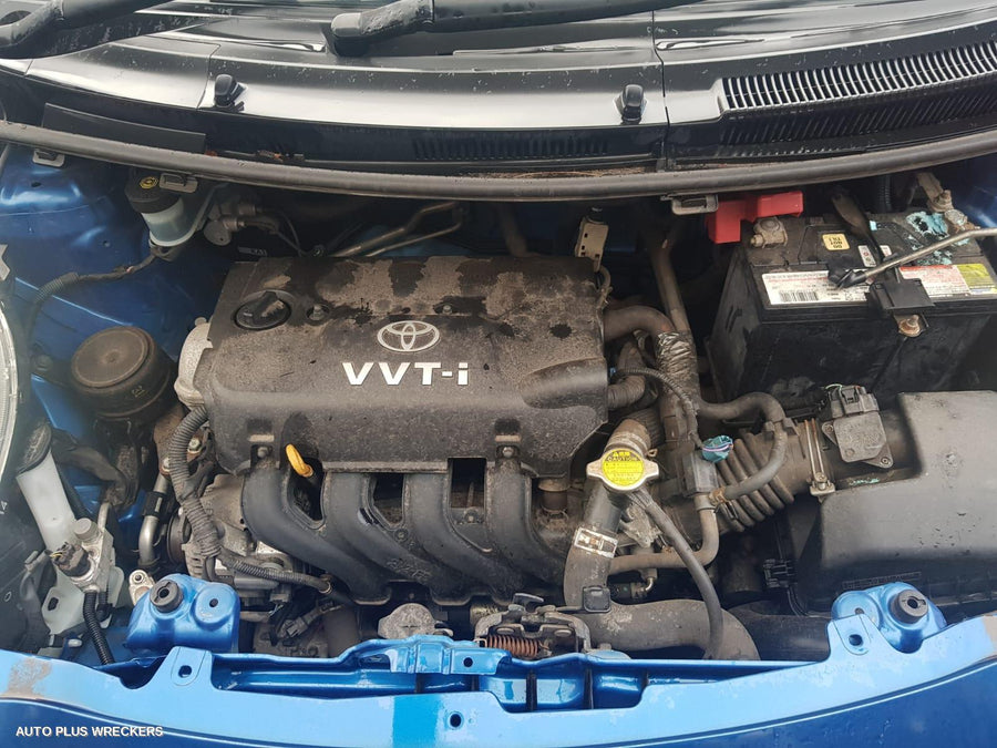 2008 Toyota Yaris Right Front Window Reg Motor