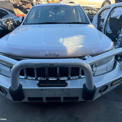 2010-2013 Jeep Grandcherokee Front Bumper