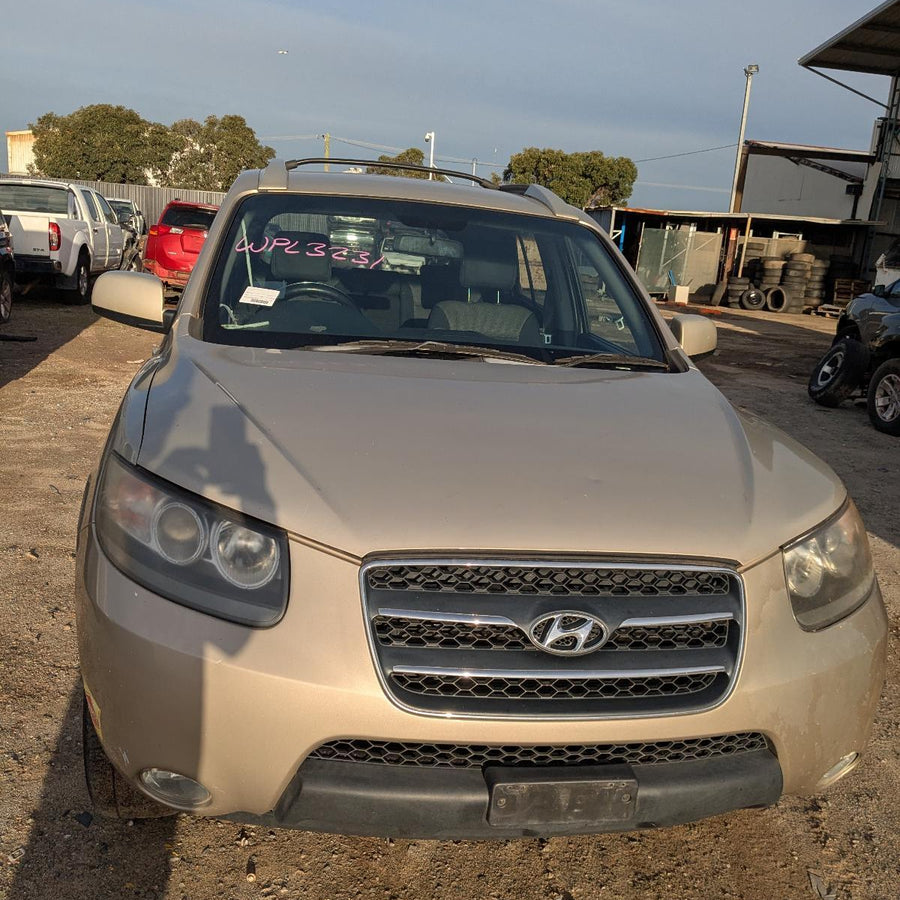 2008 Hyundai Santa Fe Right Guard