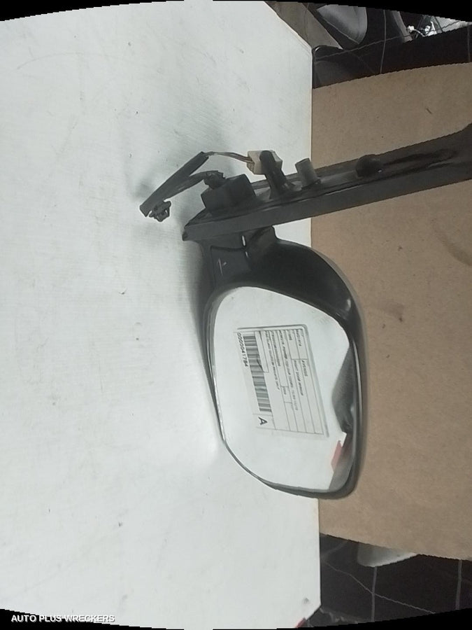2003-2010 Toyota Avensis Right Door Mirror