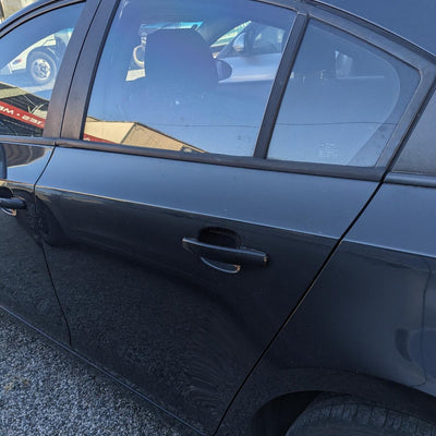 2010 Holden Cruze Left Rear Door Sliding