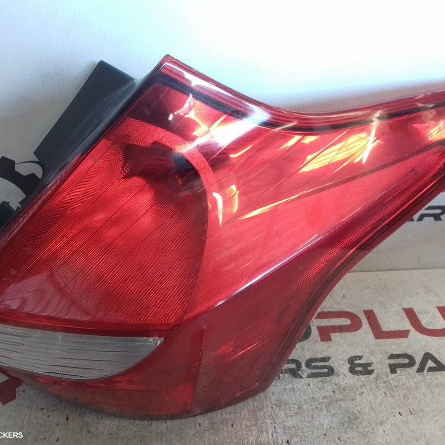 2011-2015 Ford Focus Right Taillight