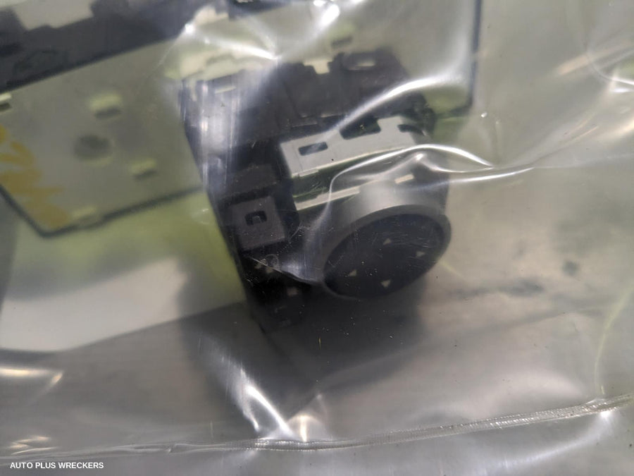 2020 Kia Cerato Pwr Dr Wind Switch