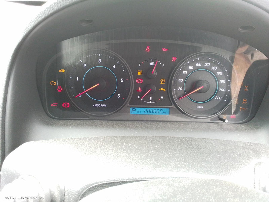 2012 HOLDEN CAPTIVA OVERFLOW BOTTLE