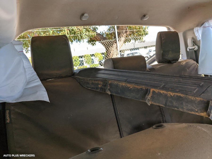 2019 Toyota Hilux Door Hinge Runner