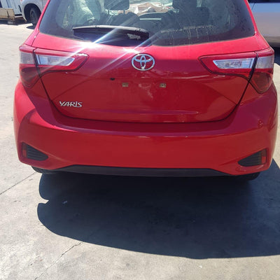 2018 Toyota Yaris Left Rear Door Window