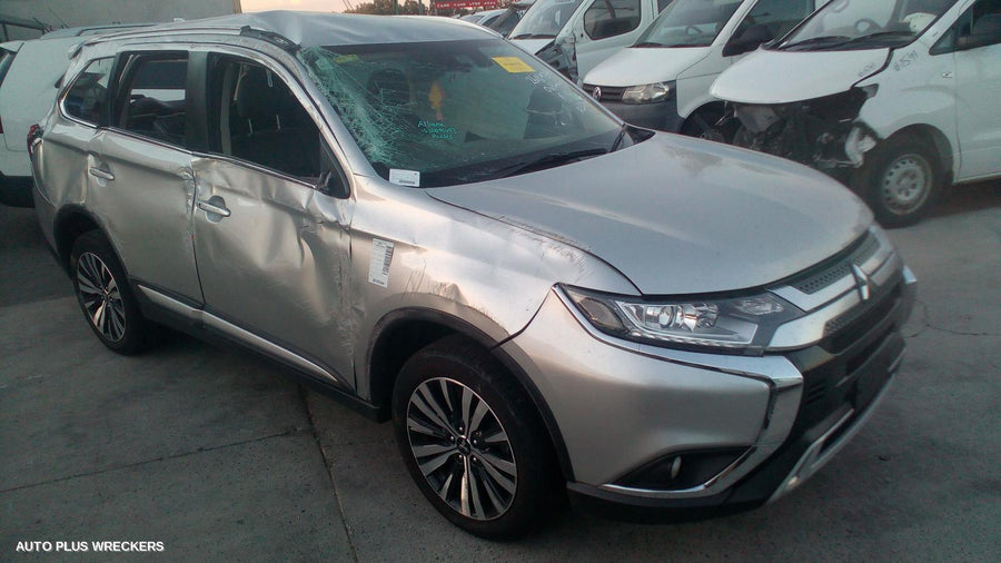 2020 Mitsubishi Outlander Door Handle