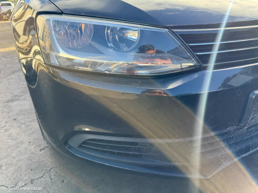 2012 Volkswagen Jetta Left Rear Door Sliding