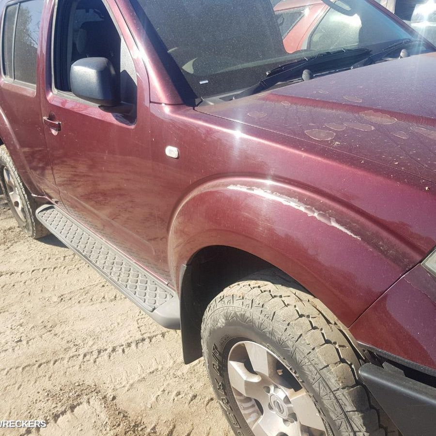 2006 Nissan Pathfinder Rear Garnish
