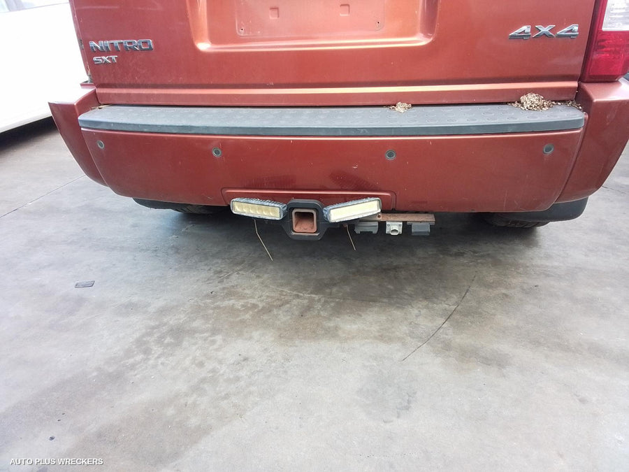 2007 Dodge Nitro Right Taillight