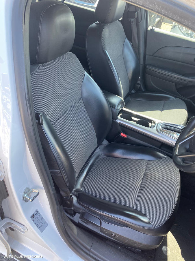 2013 Holden Malibu Right Front Door