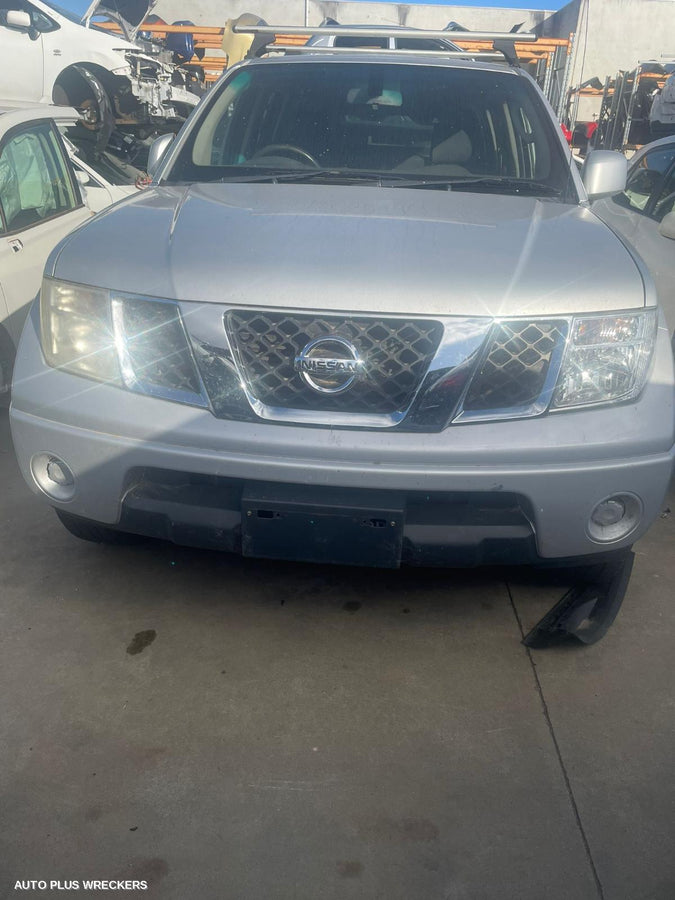 2010 Nissan Navara Right Door Mirror