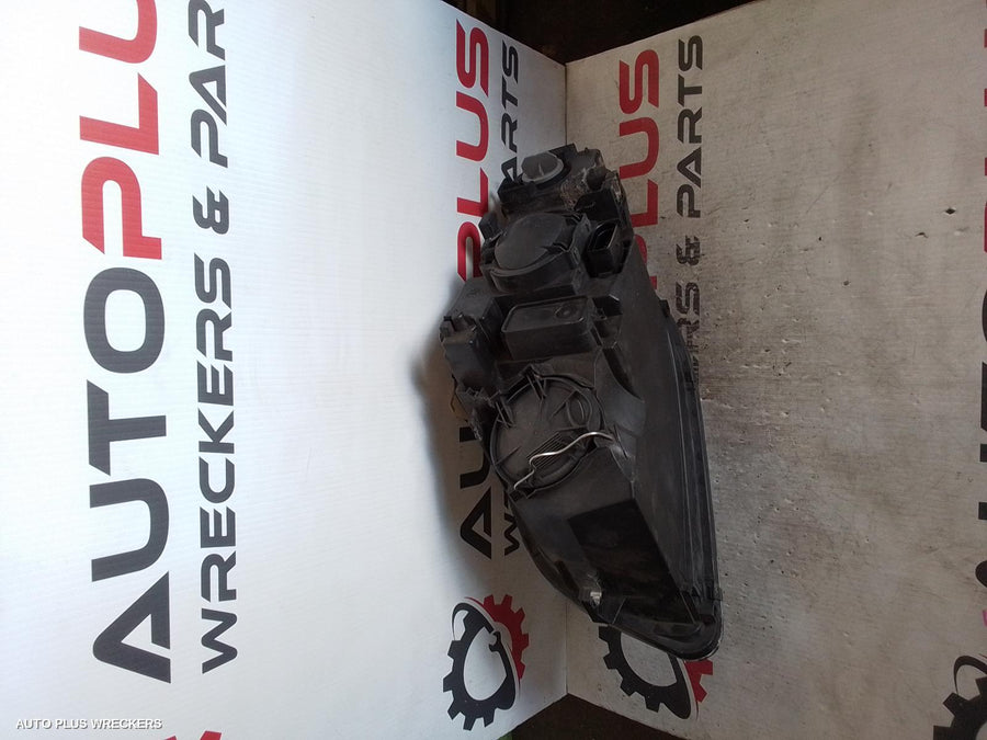 2006 Audi A4 Right Headlamp