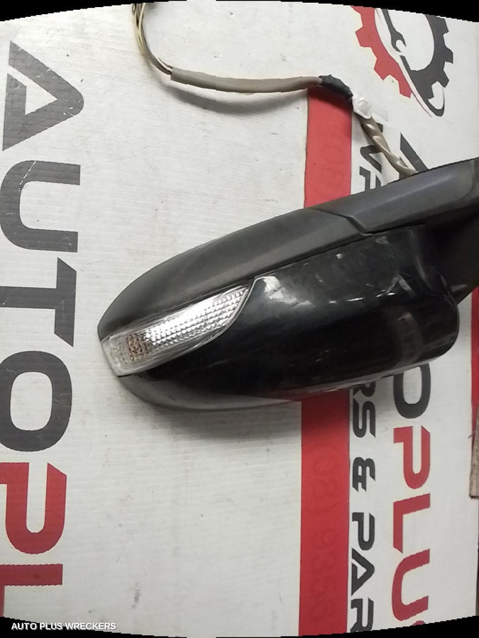 2012 Toyota Aurion Left Door Mirror