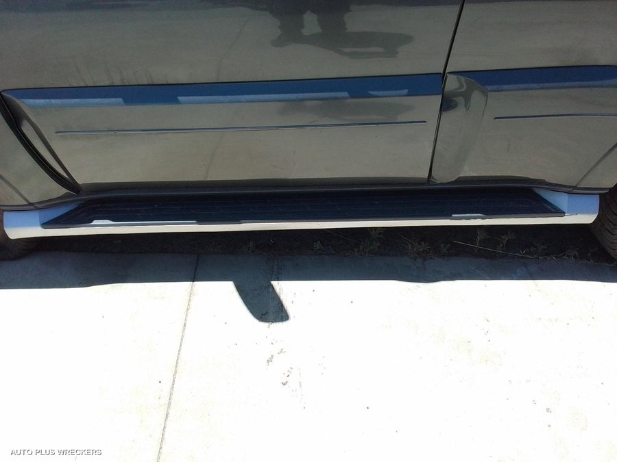 2014 Mitsubishi Pajero Body Door Mould