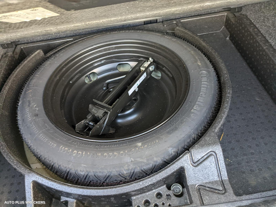 2012 Volkswagen Tiguan Fan