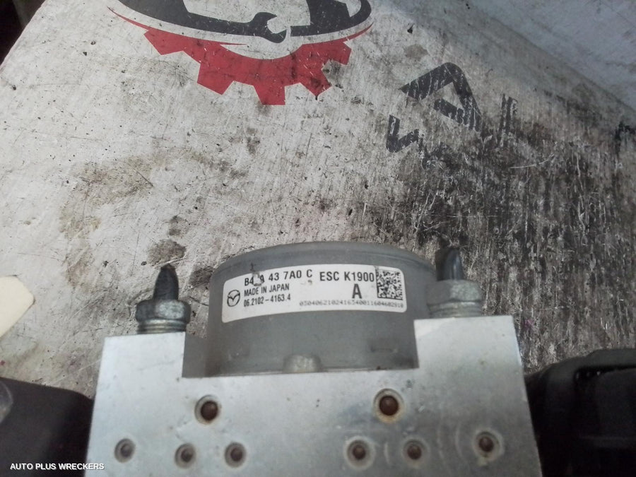 2013-2019 Mazda 3 Abs Pump Modulator