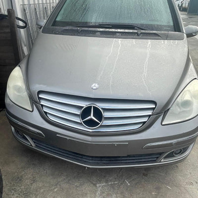 2006 Mercedes B Class Left Headlamp