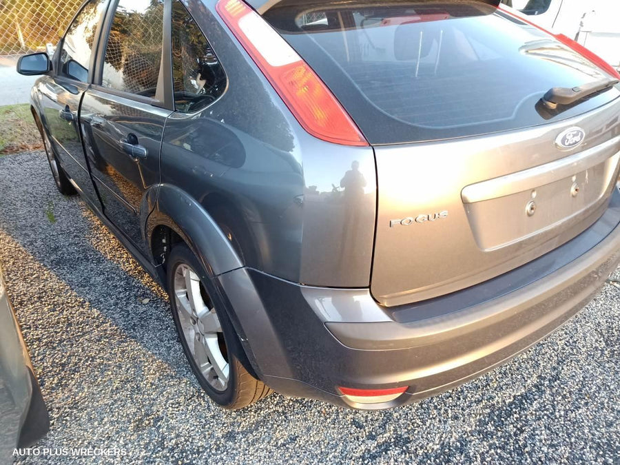 2006 Ford Focus Right Taillight