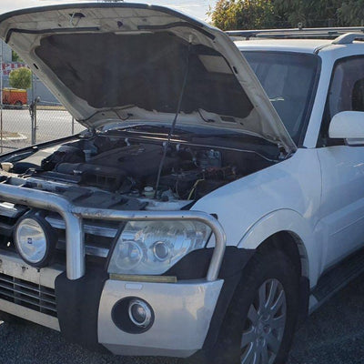 2007 Mitsubishi Pajero Right Rear Side Glass