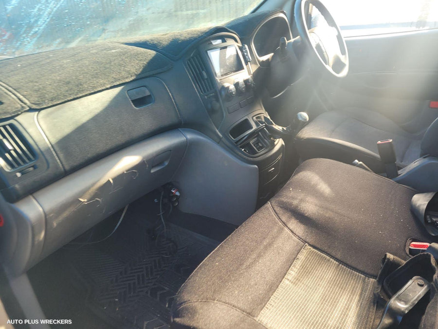 2011 Hyundai Iload/imax Door Boot Gate Lock