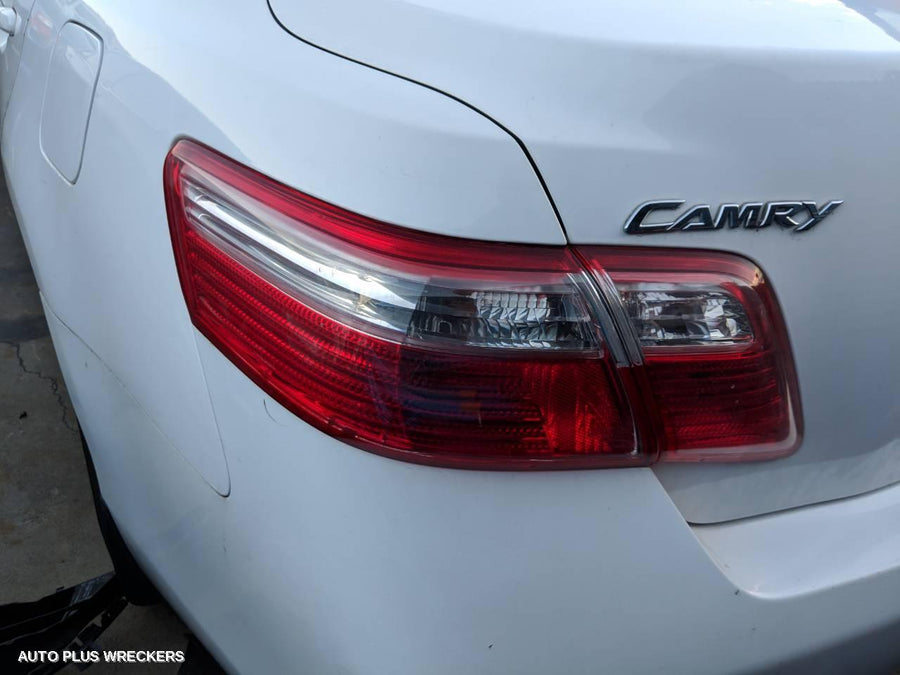 2008 Toyota Camry Left Front Window Reg Motor