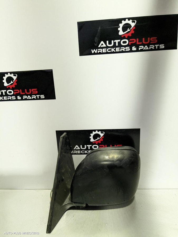 2001 Mitsubishi Pajero Left Door Mirror