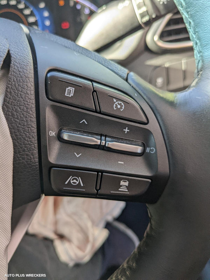 2022 Hyundai I30 Parcel Shelf