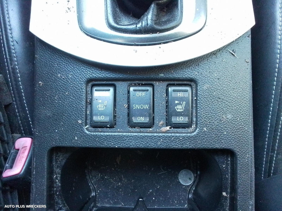 2011 Nissan Skyline Right Front Door Window