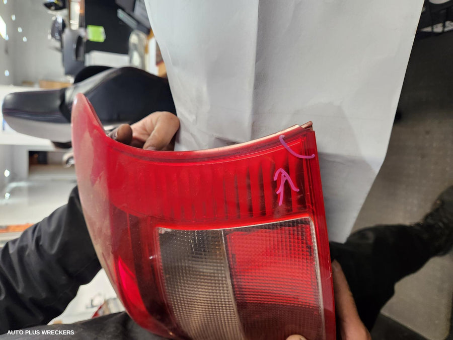 2005-2008 Toyota Yaris Right Taillight