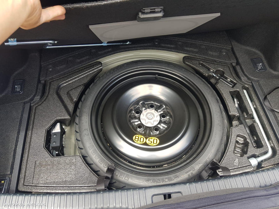 2013 Lexus Is Series Right Front Lower Control Arm