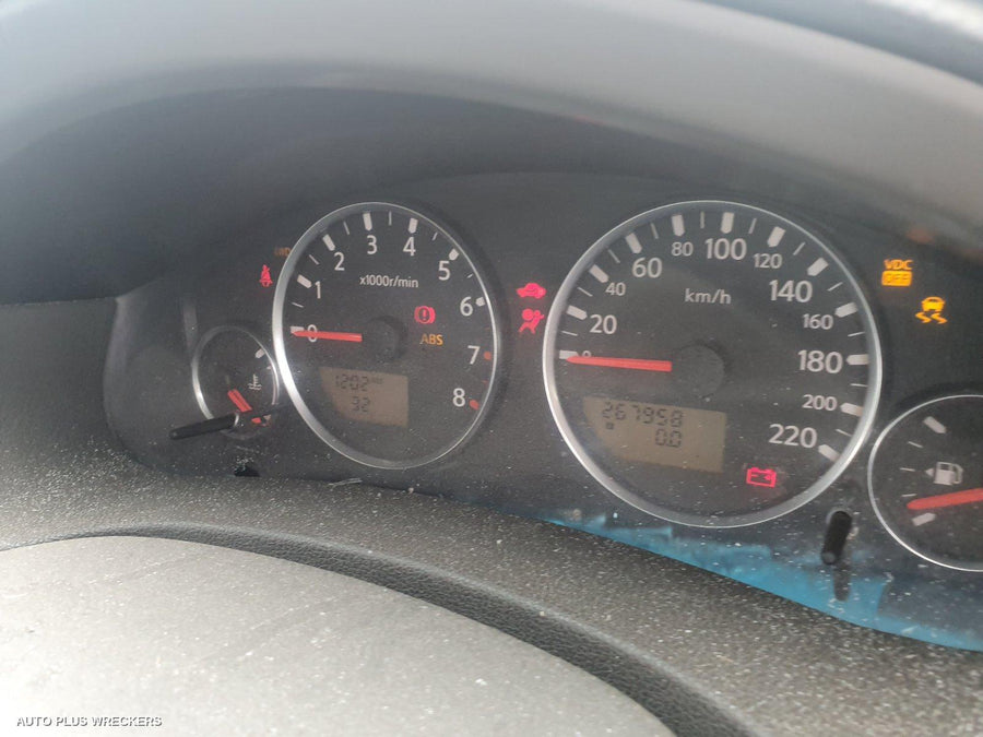 2006 Nissan Pathfinder Sunvisor