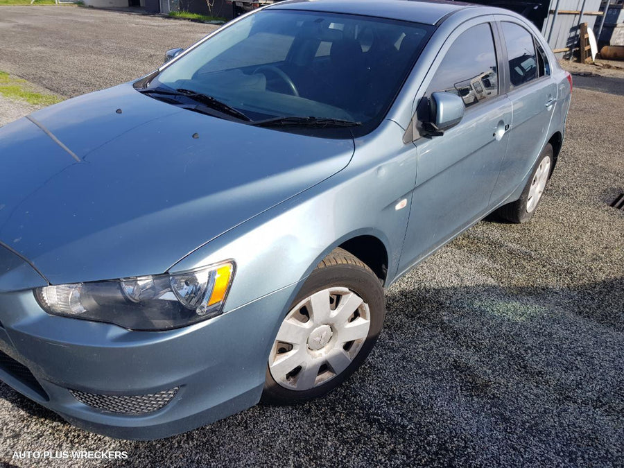 2009 Mitsubishi Lancer Right Door Mirror