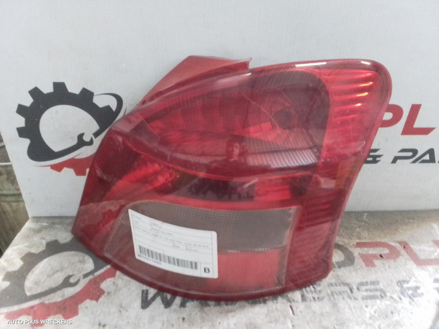 2008 Toyota Yaris Right Taillight