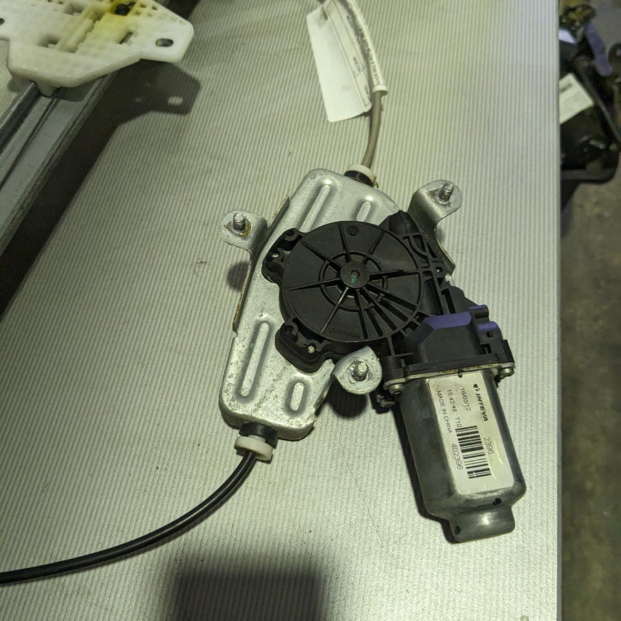 2011-2019 Hyundai Accent Left Rear Wnd Reg Motor