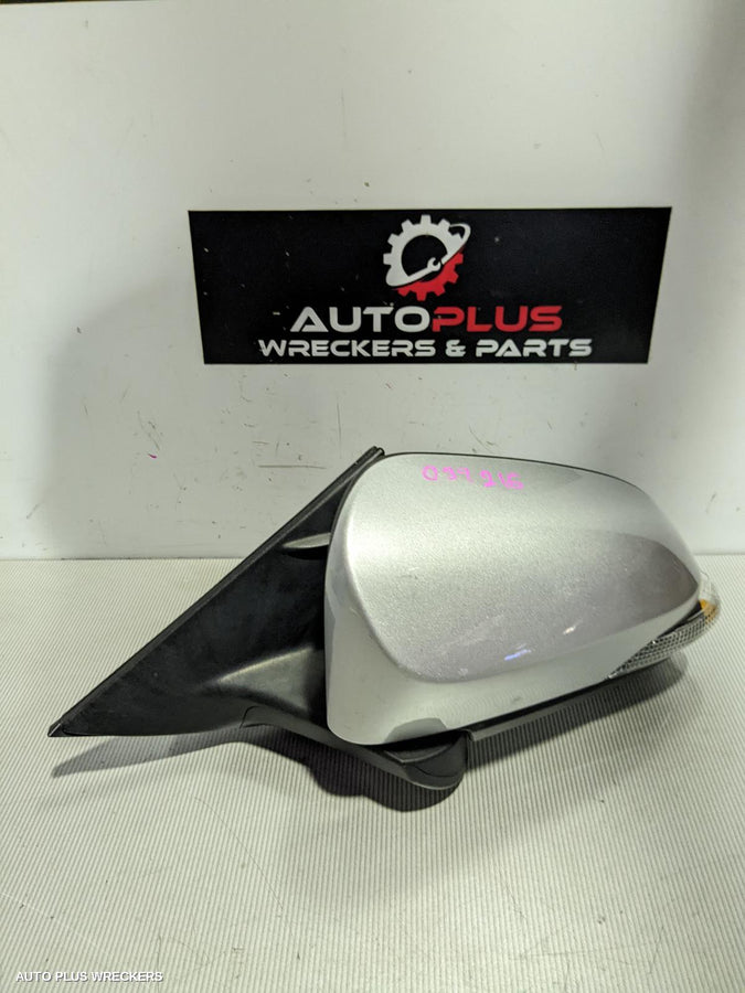 2017 Toyota Aurion Left Door Mirror