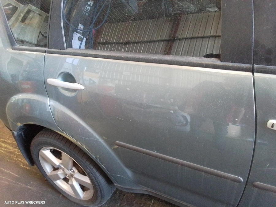 2006 Mitsubishi Outlander Bonnet