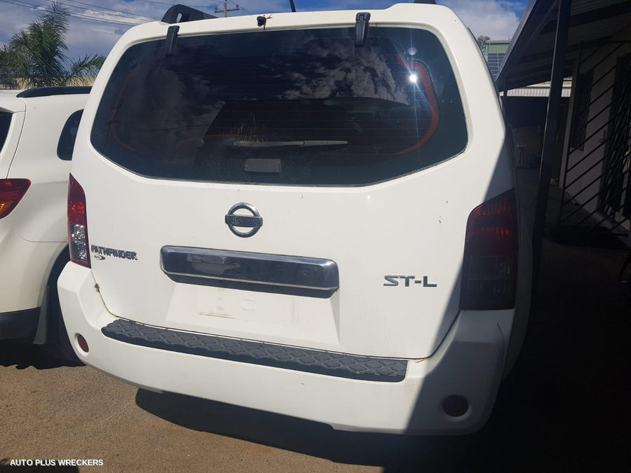2005-2010 Nissan Pathfinder Grille